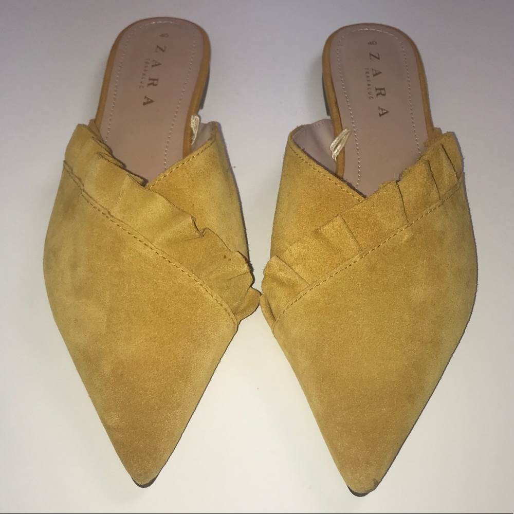 ZARA SUEDE MUSTARD MULES WITH FRILLS - Picture 2 of 9